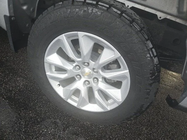 2022 Chevrolet Silverado 1500 LTD Custom photo 19
