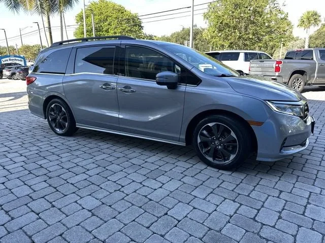 2024 Honda Odyssey Elite photo 15