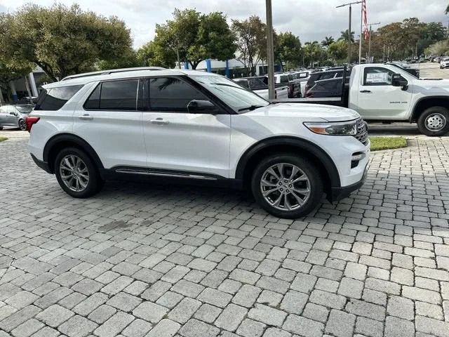 2023 Ford Explorer Limited photo 14