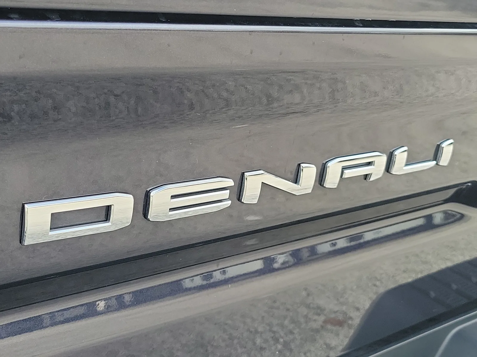 2022 GMC Sierra 1500 Denali photo 11