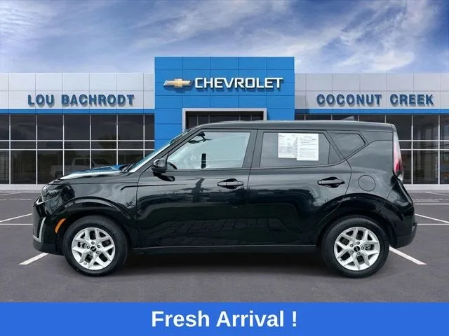 2024 Kia Soul LX photo 5