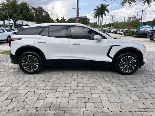 2024 Chevrolet Blazer EV LT photo 14