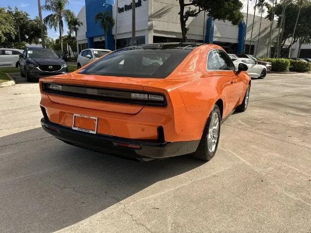 2025 Dodge Charger Daytona R/T photo 37