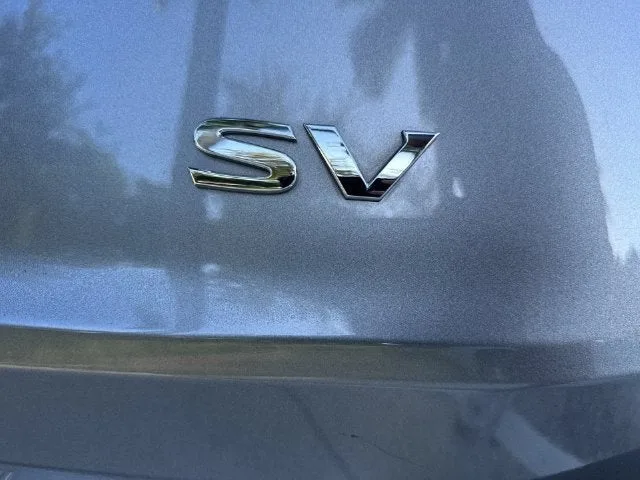 2023 Nissan Rogue SV photo 39