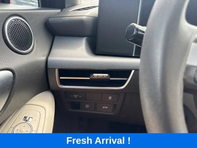 2025 Hyundai Sonata SEL photo 8