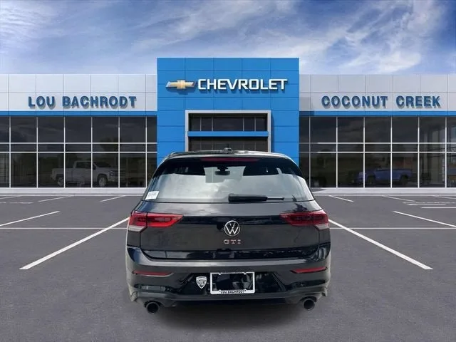 2023 Volkswagen Golf GTI SE photo 7