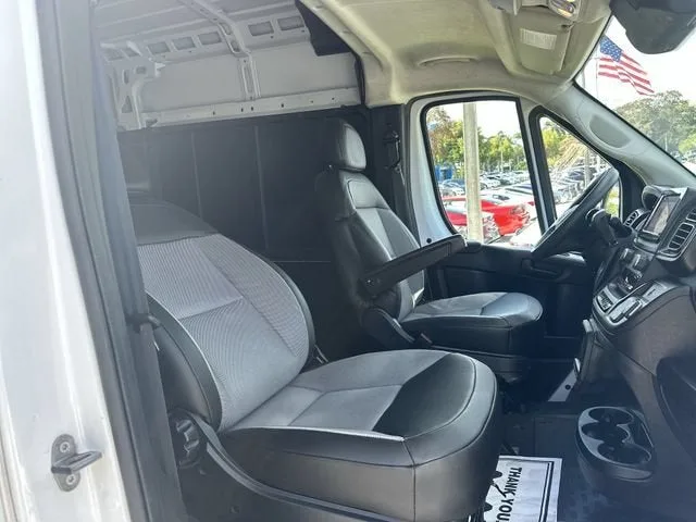 2024 RAM ProMaster Cargo Van Tradesman photo 29