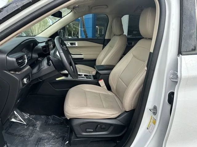 2023 Ford Explorer Limited photo 29