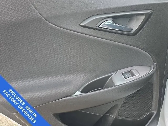 2023 Chevrolet Malibu FL photo 13