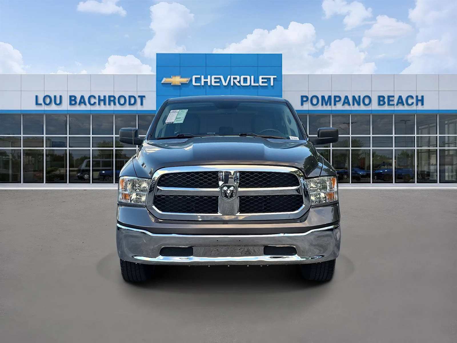 2024 RAM 1500 Classic SLT photo 2