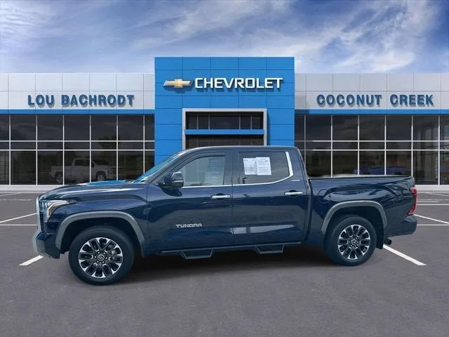 2022 Toyota Tundra 4WD Limited photo 5