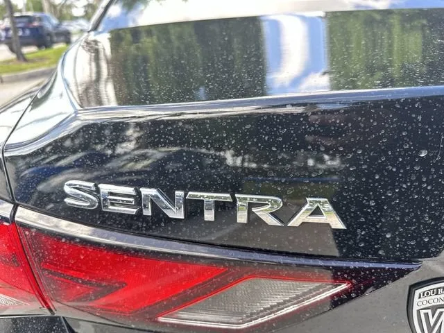 2024 Nissan Sentra S photo 12