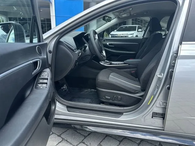 2020 Hyundai Sonata SEL photo 22