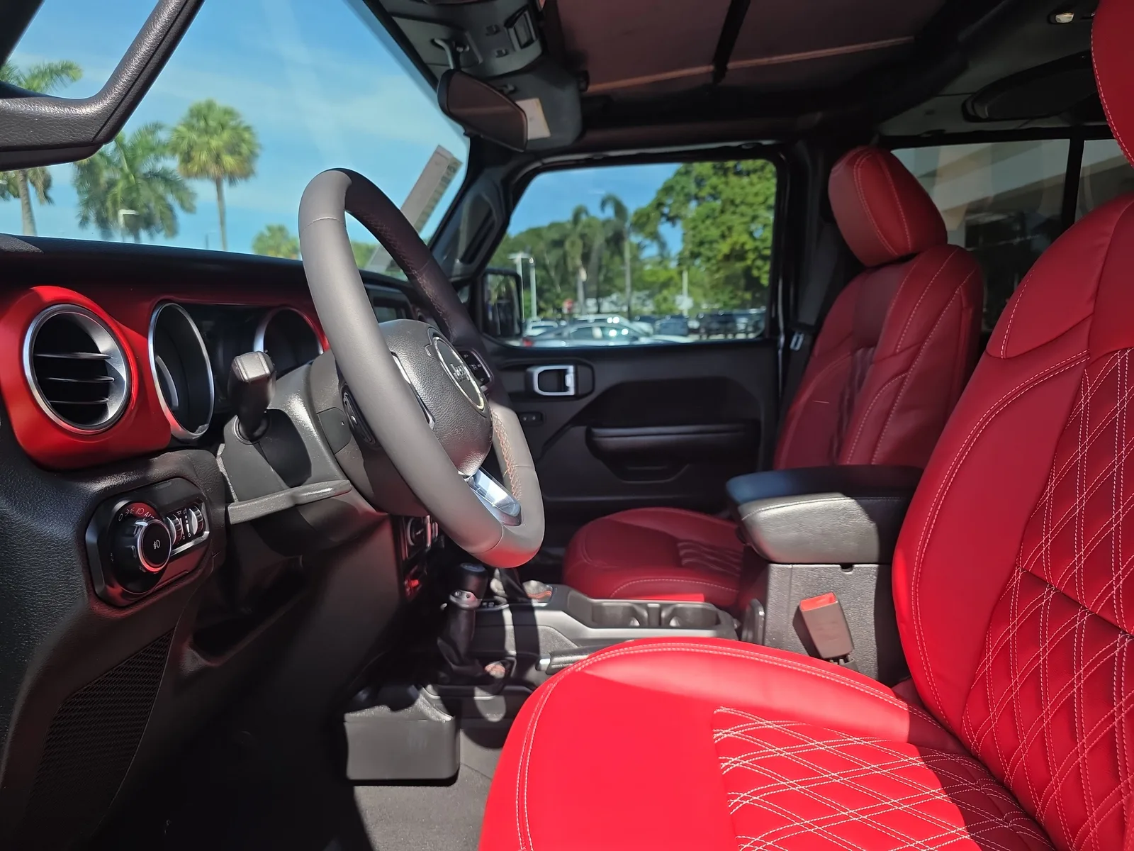 2020 Jeep Wrangler Unlimited Rubicon photo 23