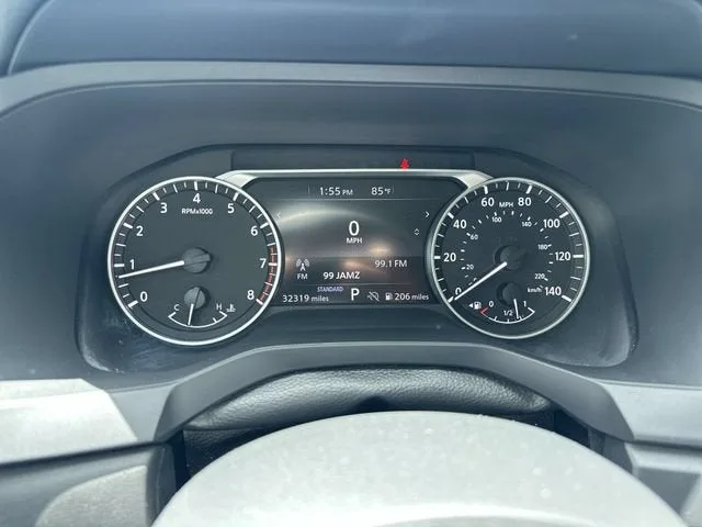 2025 Nissan Pathfinder S photo 26