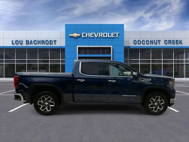 2022 GMC Sierra 1500 SLT photo 9