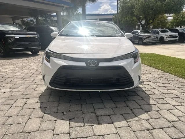 2024 Toyota Corolla LE photo 19