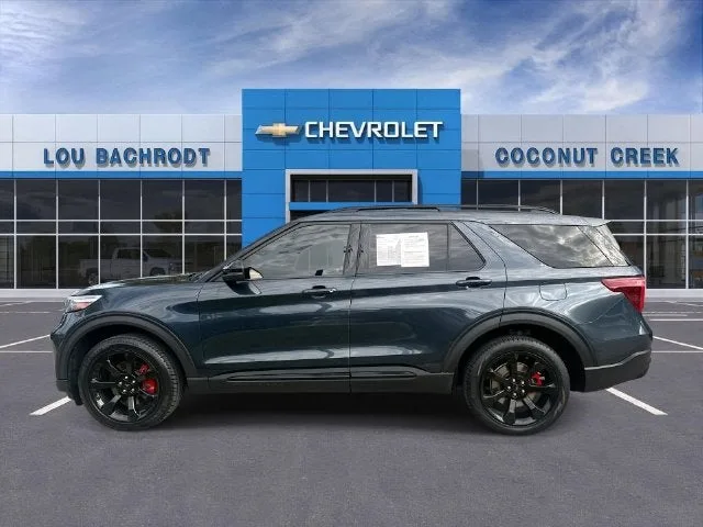 2023 Ford Explorer ST photo 5