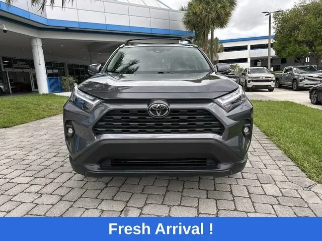 2024 Toyota RAV4 XLE Premium photo 19