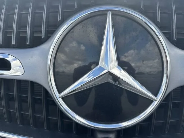 2023 Mercedes-Benz GLC GLC 300 photo 10