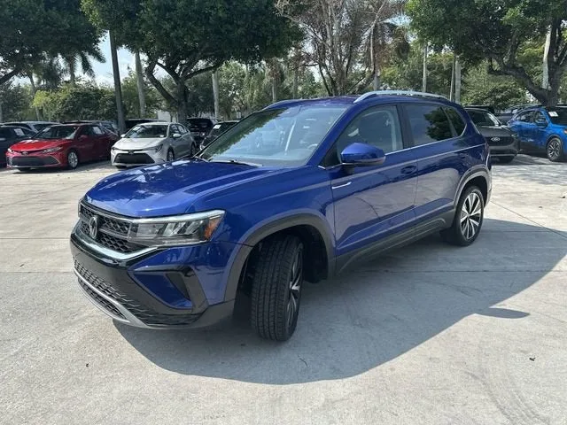 2024 Volkswagen Taos SE photo 38