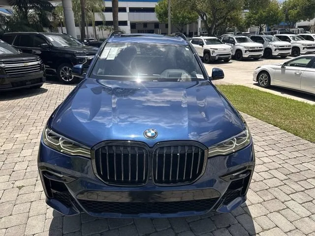 2021 BMW X7 xDrive40i photo 15