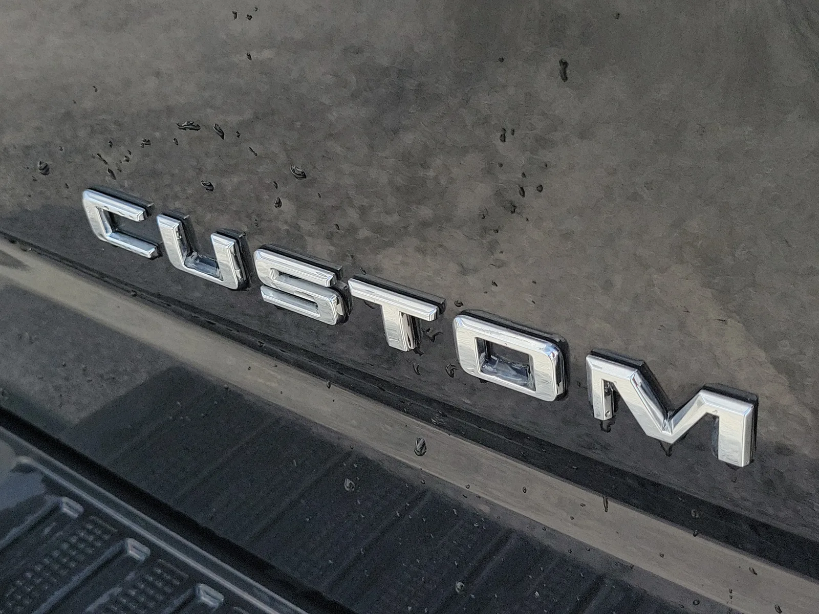 2025 Chevrolet Silverado 1500 Custom photo 11