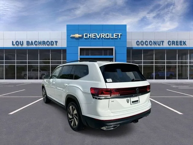 2024 Volkswagen Atlas 2.0T SE w/Technology photo 6