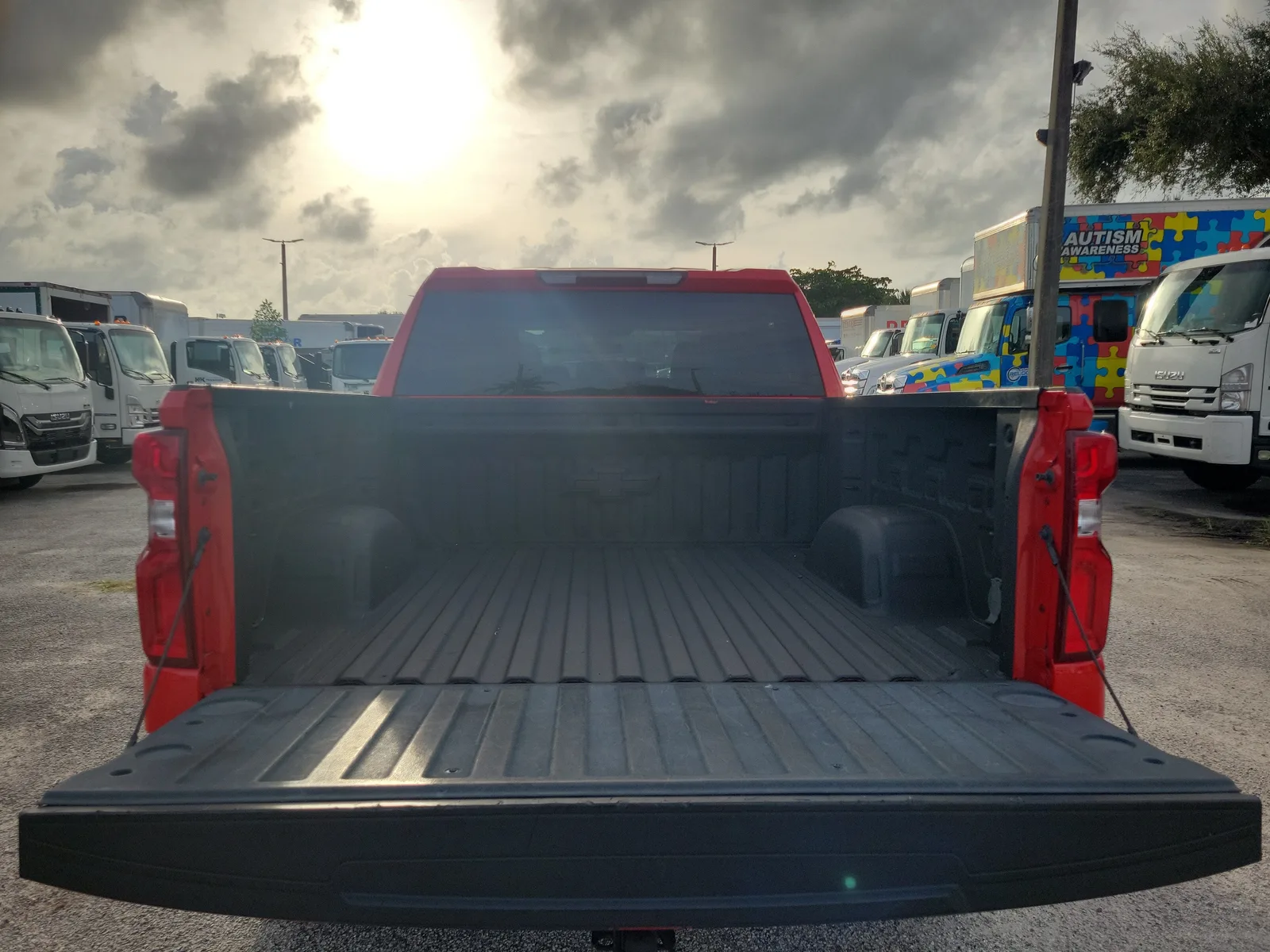 2021 Chevrolet Silverado 1500 Custom photo 14