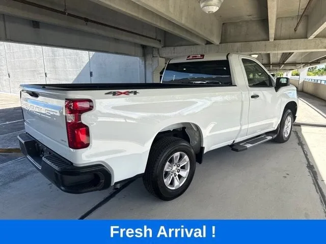 2025 Chevrolet Silverado 1500 WT photo 11
