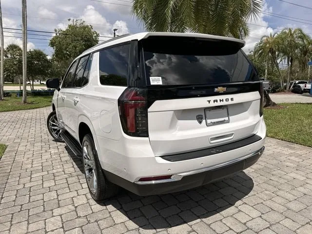 2025 Chevrolet Tahoe LS photo 12