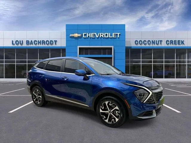 2025 Kia Sportage EX photo 2