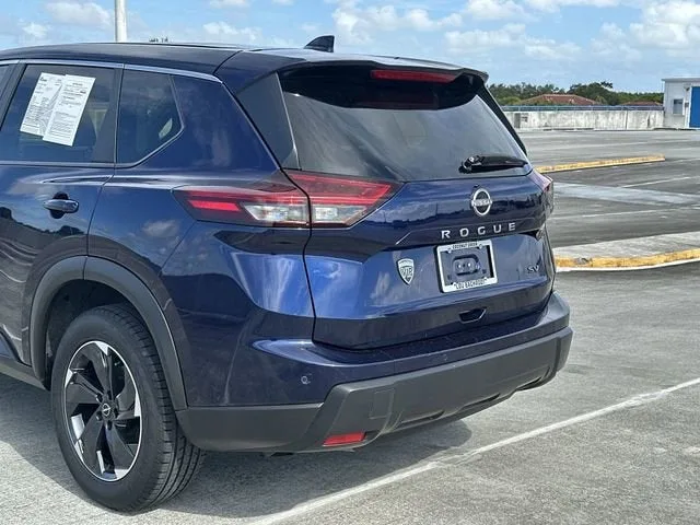 2024 Nissan Rogue SV photo 35