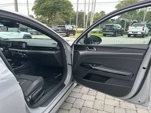2025 Kia K5 GT photo 23