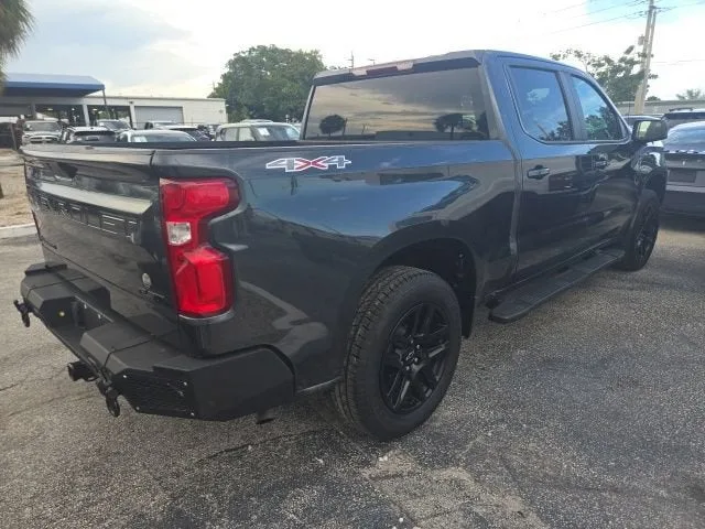2022 Chevrolet Silverado 1500 LTD RST photo 4