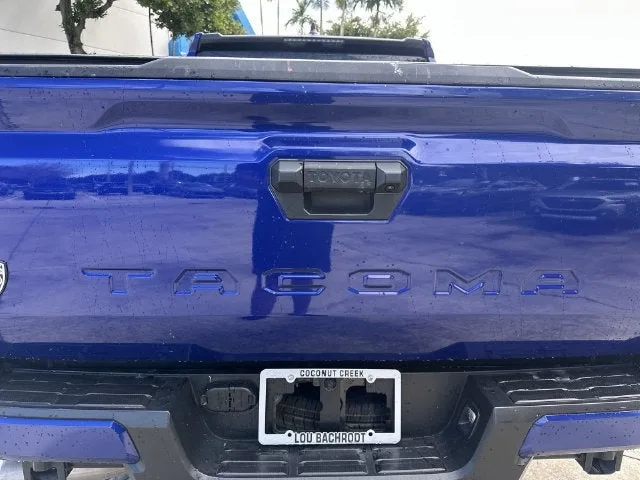 2025 Toyota Tacoma 2WD SR5 photo 12