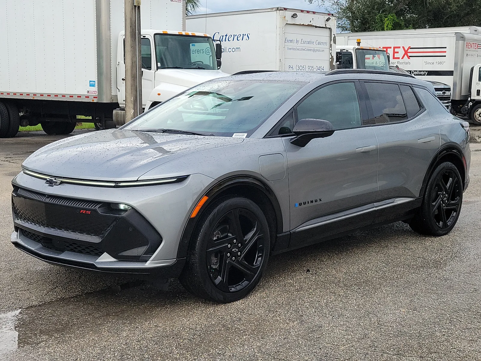 2024 Chevrolet Equinox EV RS photo 7