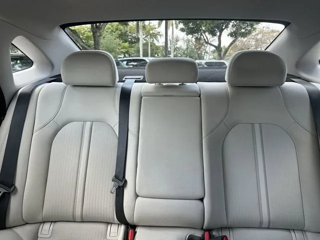 2025 Hyundai Sonata SEL photo 25