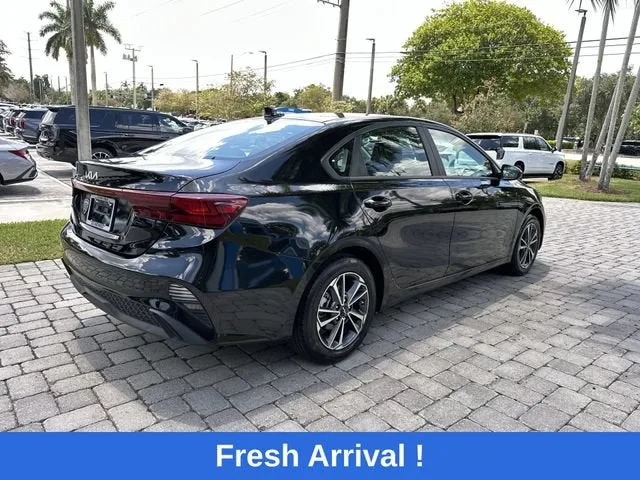 2024 Kia Forte LXS photo 26