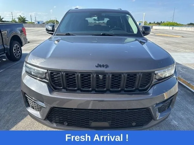 2023 Jeep Grand Cherokee Limited photo 35