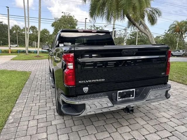 2023 Chevrolet Silverado 1500 LT photo 35