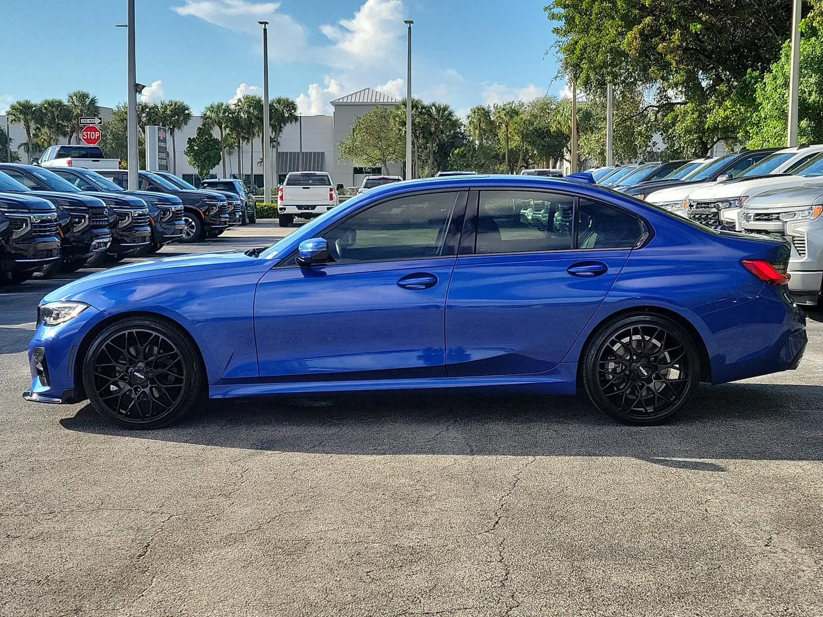 2019 BMW 3 Series 330i xDrive photo 6