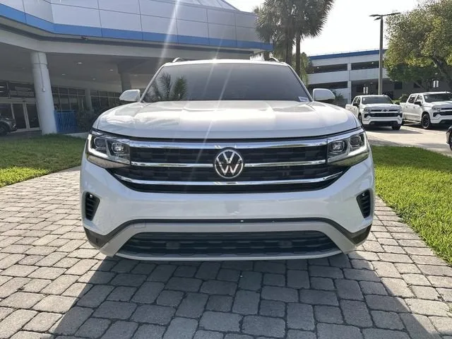 2022 Volkswagen Atlas 2.0T SE w/Technology photo 19