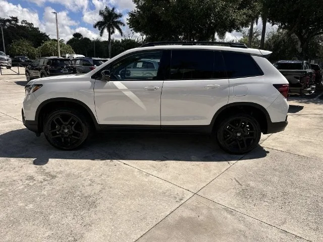 2024 Honda Passport Black Edition photo 32