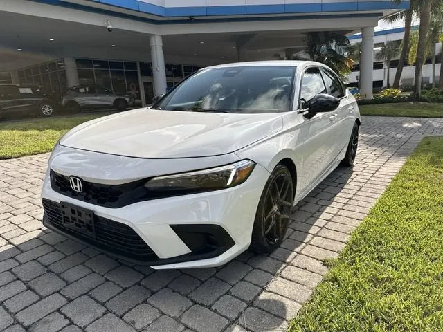 2023 Honda Civic Hatchback Sport photo 20