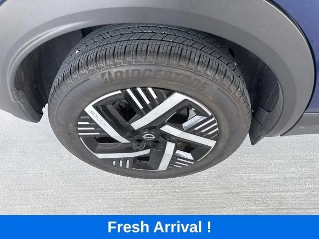 2025 Nissan Kicks SV photo 20