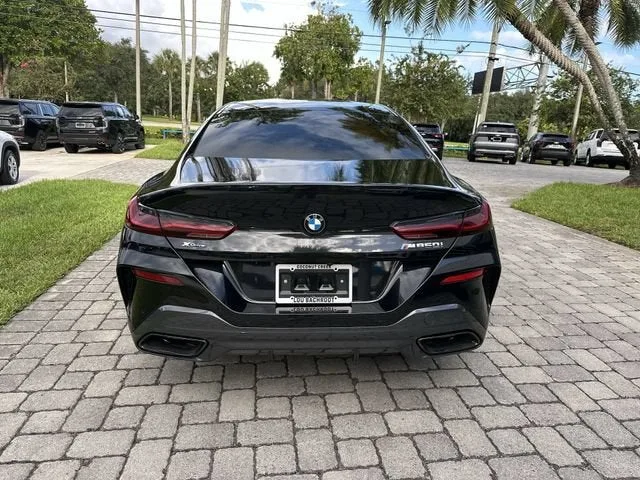 2024 BMW 8 Series M850i photo 37