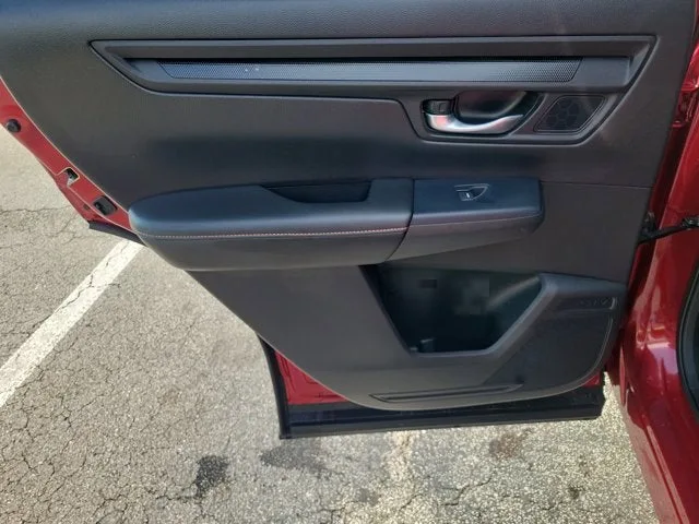 2025 Honda CR-V Hybrid Sport-L photo 17