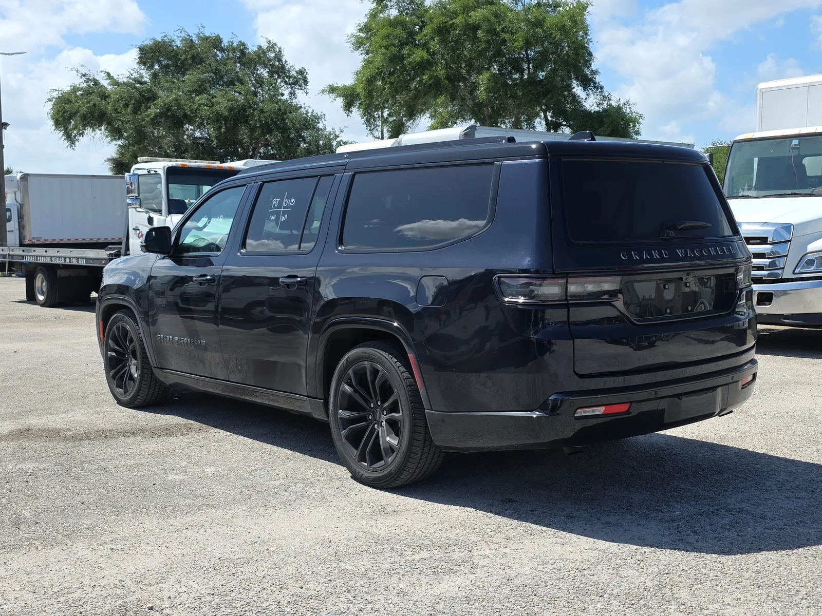 2024 Jeep Grand Wagoneer L Series II photo 5