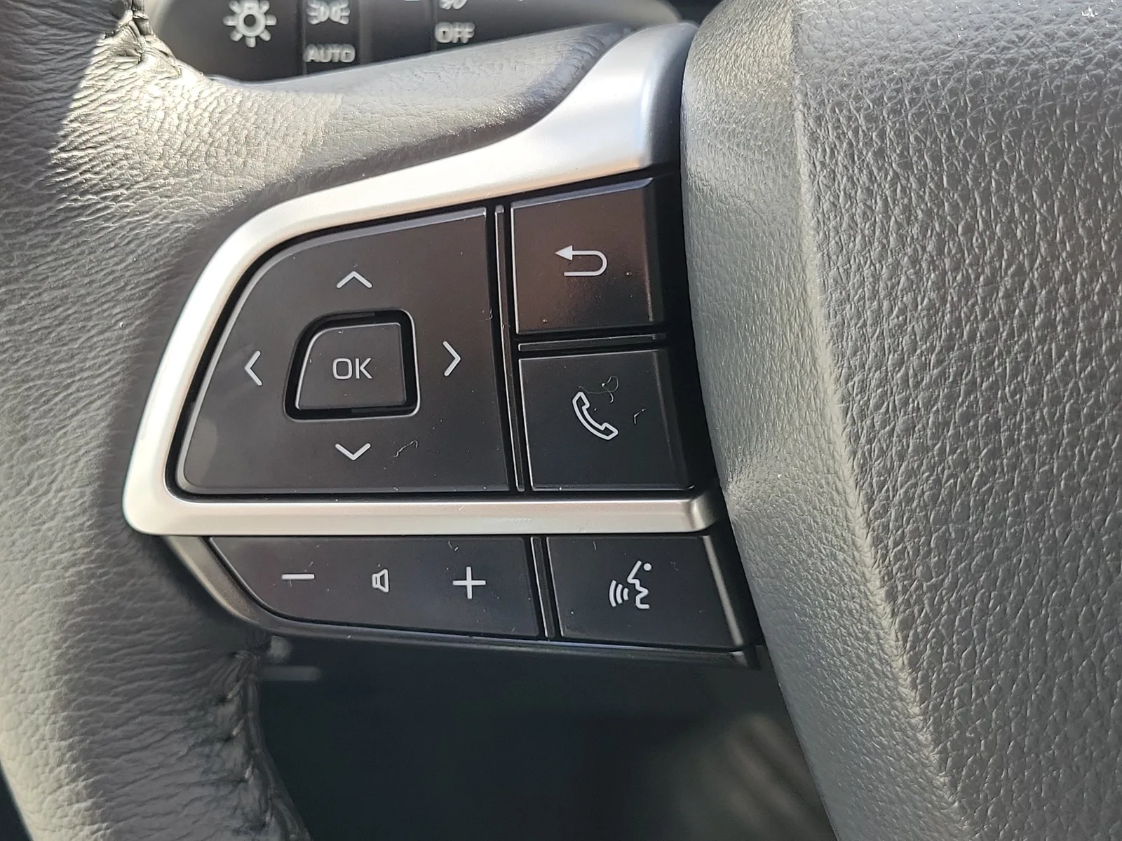 2026 Toyota Sienna XLE photo 27
